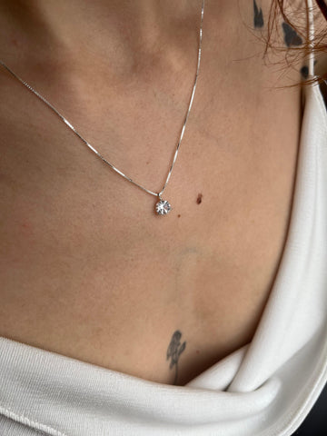 COLAR DE PRATA 925 - PONTO DE LUZ EM CRISTAL