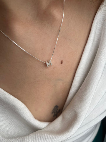 Colar com sua Letra Cravejado em Zircônia